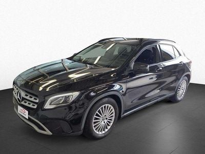 Mercedes GLA220
