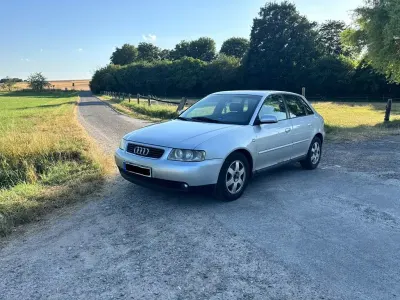 Gebraucht Audi A3 Ambiente 101 PS (74 kW) 2001 Silber Kleinwagen