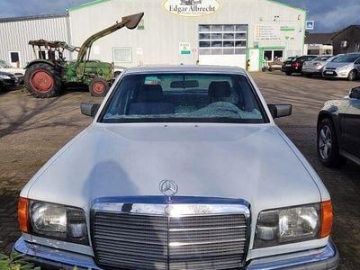 Gebraucht Mercedes S300 179 PS (131 kW) 1986 Weiß Limousine