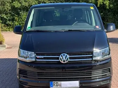 Gebraucht VW Multivan 199 PS (146 kW) 2019 Schwarz Van / Kleinbus