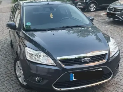 Gebraucht Ford Focus Style 101 PS (74 kW) 2008 Grau Limousine