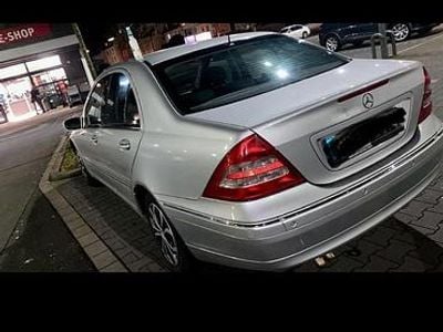 Mercedes C180