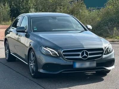 Gebraucht Mercedes E220 194 PS (142 kW) 2018 Grau Limousine