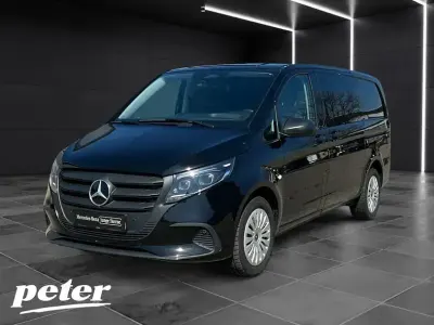 Gebraucht Mercedes Vito 163 PS (119 kW) 2024 Obsidianschwarz metallic Van