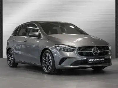 Gebraucht Mercedes B200 Progressive 163 PS (119 kW) 2025 Andere Kleinwagen