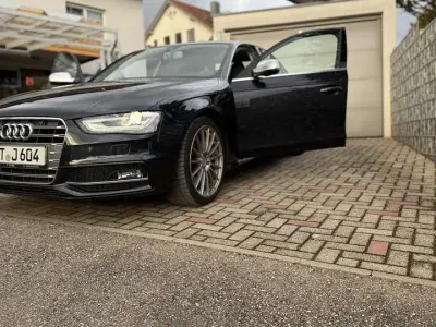 Gebraucht Audi S4 333 PS (244 kW) 2011 Limousine