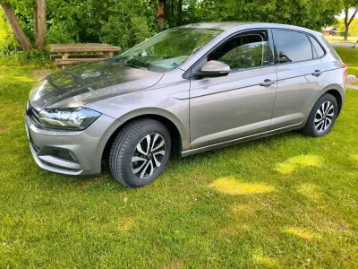 Gebraucht VW Polo Active 80 PS (58 kW) 2021 Braun Kleinwagen