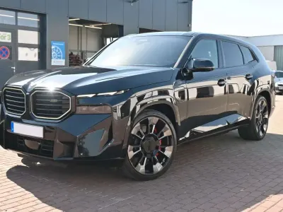 Gebraucht BMW XM Performance 653 PS (480 kW) 2024 Saphirschwarz mettalic SUV