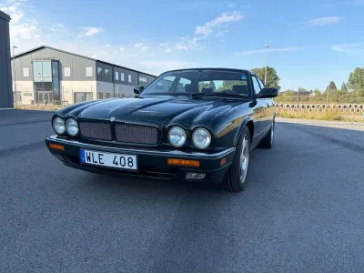 Gebraucht Jaguar XJR 320 PS (235 kW) 1997 Grün Limousine
