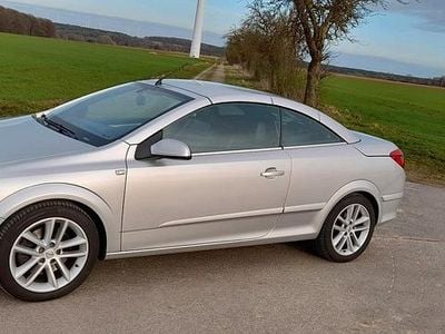 Gebraucht Opel Astra Cabriolet Cosmo 150 PS (110 kW) 2006 Silber Cabrio