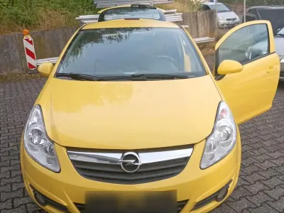 Gebraucht Opel Corsa S 80 PS (58 kW) 2009 Gelb Kleinwagen