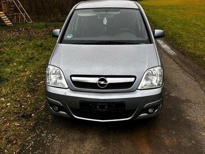 Gebraucht Opel Meriva 105 PS (77 kW) 2007 Silber Van / Kleinbus
