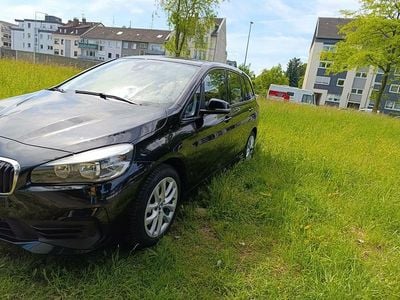 Second-hand BMW 218 150 CP (110 kW) 2020 Negru Break