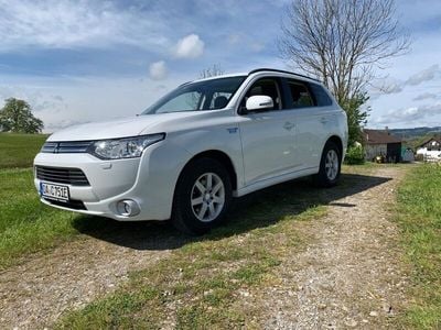 Mitsubishi Outlander P-HEV