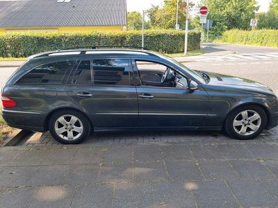 Mercedes E220