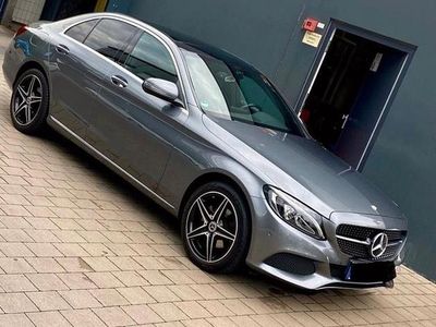 Gebraucht Mercedes C180 116 PS (85 kW) 2017 Silber Limousine