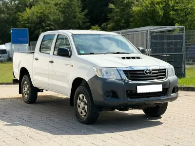Gebraucht Toyota HiLux 144 PS (105 kW) 2012 Weiß Pickup