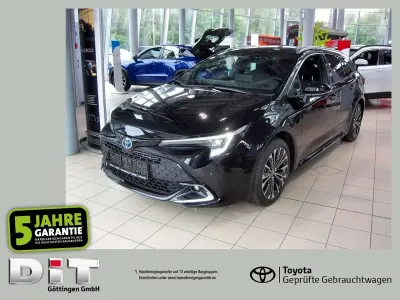 Neu Toyota Corolla 178 PS (130 kW) 2026 Mysticschwarz Kombi