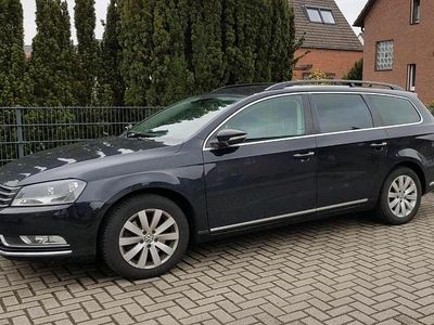 Gebraucht VW Passat 105 PS (77 kW) 2012 Schwarz Kombi