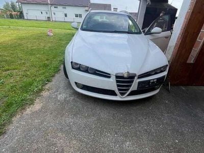 Alfa Romeo 159
