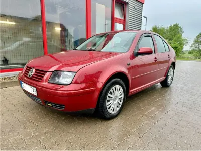 Gebraucht VW Bora 101 PS (74 kW) 1998 Rot Limousine