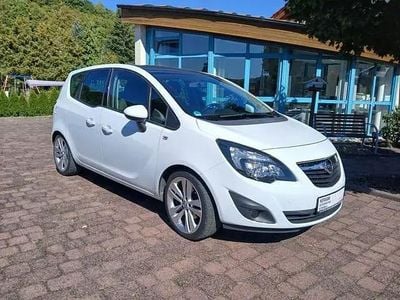 Begagnad Opel Meriva Color Edition 120 HK (88 kW) 2011 Vit Minibuss
