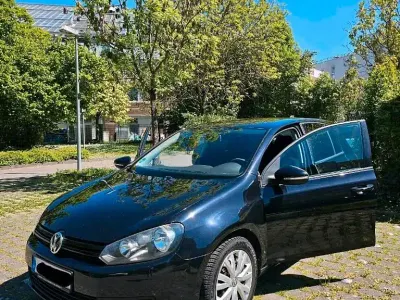 Gebraucht VW Golf VI 80 PS (58 kW) 2009 Schwarz Kleinwagen