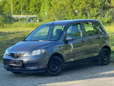 Usata Mazda 2 Active 80 CV (58 kW) 2005 Grigio Utilitaria
