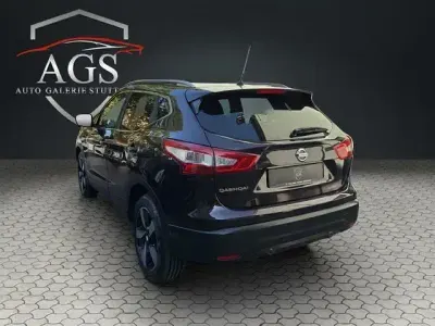 Gebraucht Nissan Qashqai 360º 131 PS (96 kW) 2015 Braun SUV