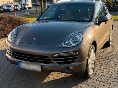 Gebraucht Porsche Cayenne 245 PS (180 kW) 2010 Braun SUV