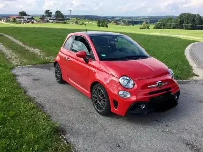 Gebraucht Abarth 595 145 PS (106 kW) 2017 Rot Kleinwagen