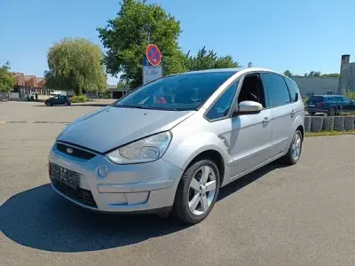 Używany Ford S-MAX Titanium 140 KM (102 kW) 2008 Srebrny Minivan