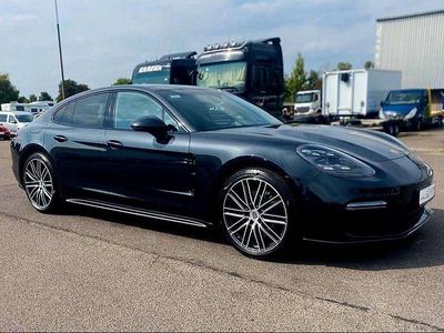 Porsche Panamera 4S