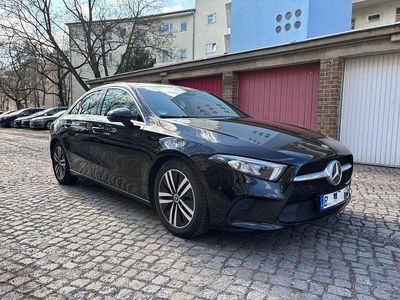 Gebraucht Mercedes A200 150 PS (110 kW) 2021 Schwarz Limousine