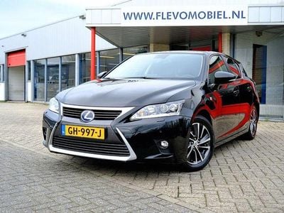 Gebraucht Lexus CT200h 99 PS (72 kW) 2015 Schwarz Limousine