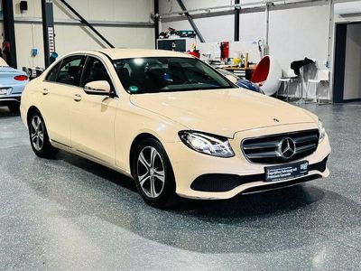 Gebraucht Mercedes E200 Avantgarde 150 PS (110 kW) 2018 Beige Limousine