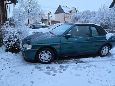 Grün Gebraucht 1997 Ford Escort Cabriolet Cabrio | 1.700 €