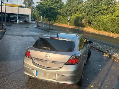 Opel Astra GTC
