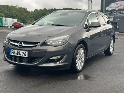 Gebraucht Opel Astra Exklusiv 165 PS (121 kW) 2015 Grau Kombi