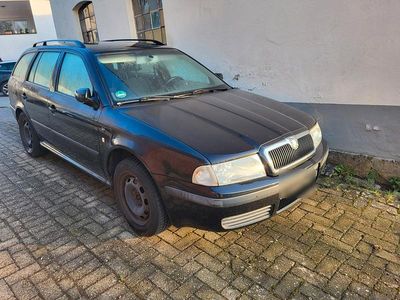 Używany Skoda Octavia 115 KM (84 kW) 2003 Czarny Kombi
