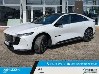Neu Mazda 6e Takumi-Line 180 kW (245 PS) 2026 Weiß Limousine