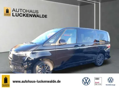 Neu VW T7 Style 150 PS (110 kW) 2026 Deep black perleffekt Van