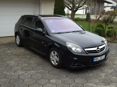 Gebraucht Opel Signum Sport 150 PS (110 kW) 2007 Schwarz Kleinwagen