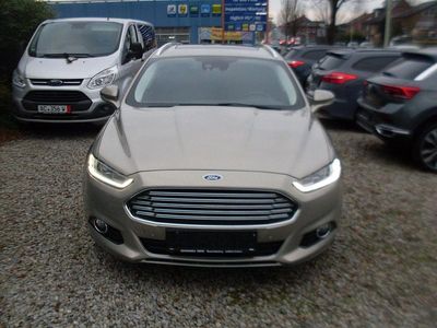 Usata Ford Mondeo Titanium 179 CV (131 kW) 2015 Grigio Station wagon