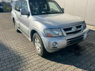 Gebraucht Mitsubishi Pajero 160 PS (117 kW) 2004 Silber SUV