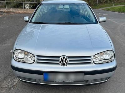 Gebraucht VW Golf IV 75 PS (55 kW) 2003 Silber Kleinwagen