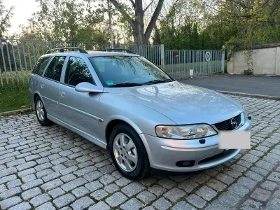 Second-hand Opel Vectra 125 CP (91 kW) 2002 Argintiu Break