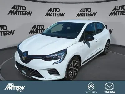 Gebraucht Renault Clio Equilibre 91 PS (66 kW) 2023 Weiss Kleinwagen