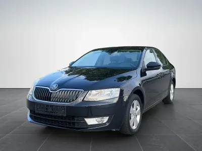 Gebraucht Skoda Octavia Elegance 179 PS (131 kW) 2014 Schwarz Kombi