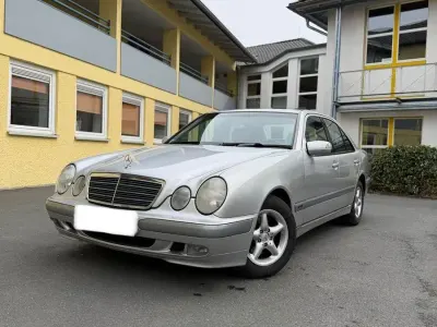 Usado Mercedes E200